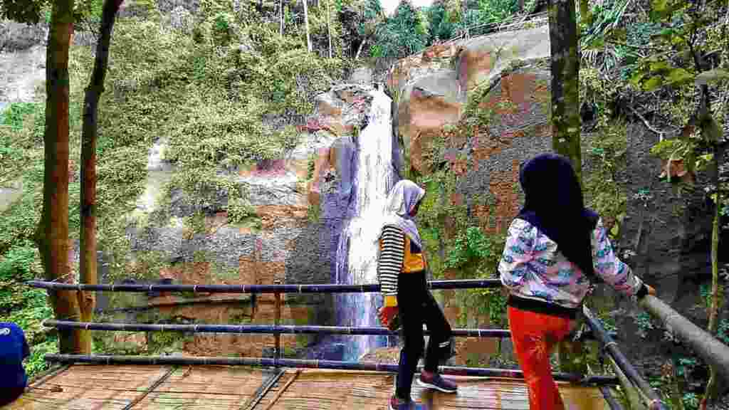 Wisata Curug Gumawang Banjaranyar Ciamis yang Eksotis 2